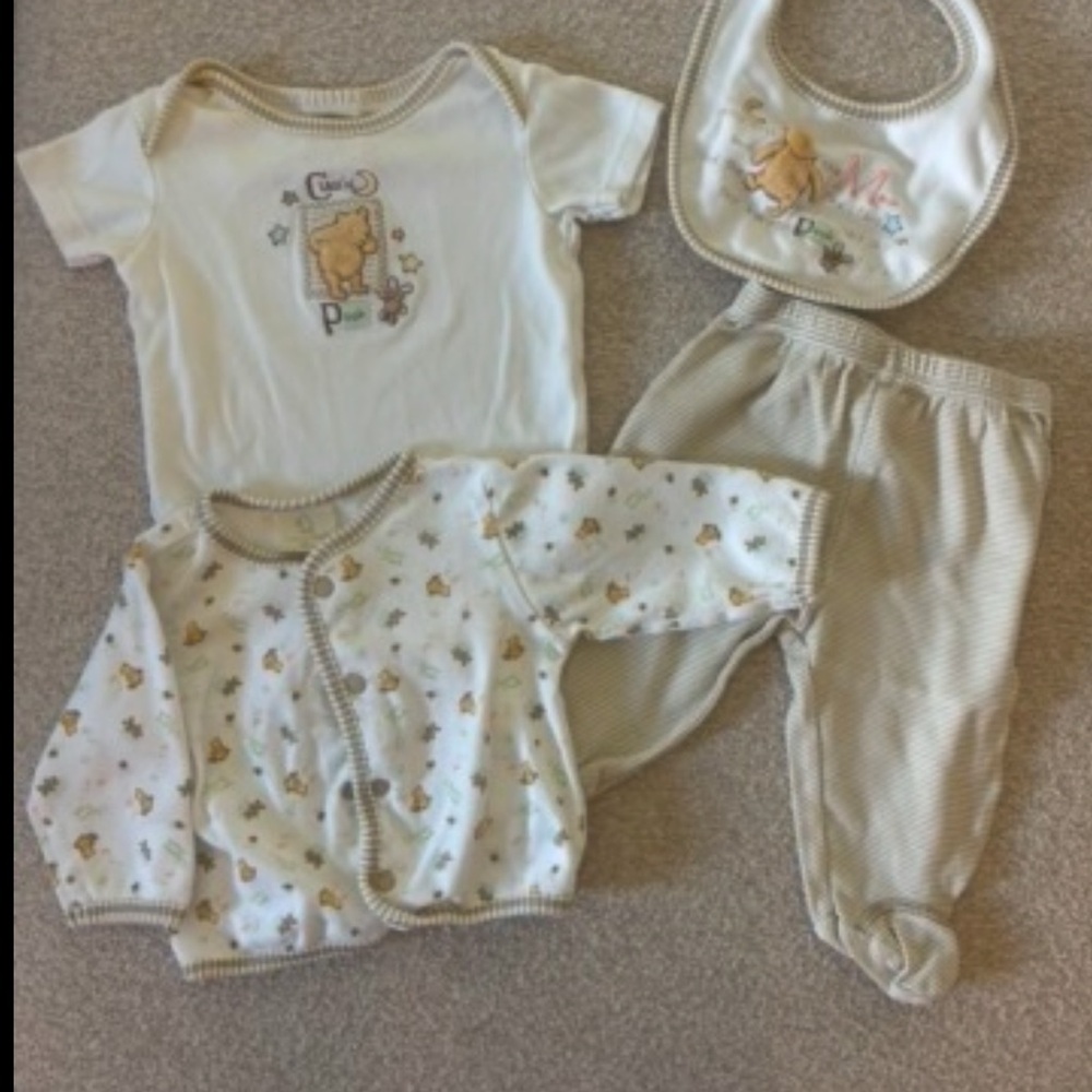 Baby Vintage Classic Pooh Bear Outfit Set